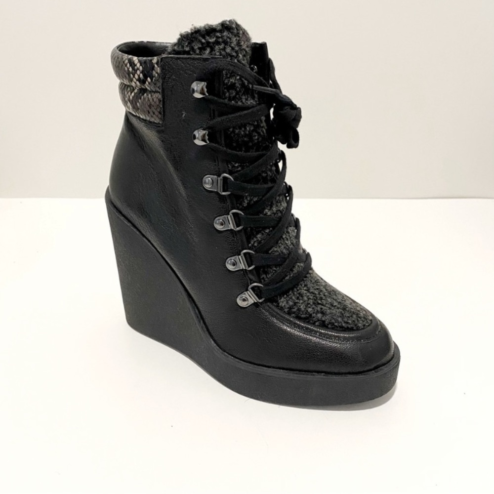 JESSICA SIMPSON Maelyn Black Leather Wedge Booties Boots NWT - Picture 3 of 13